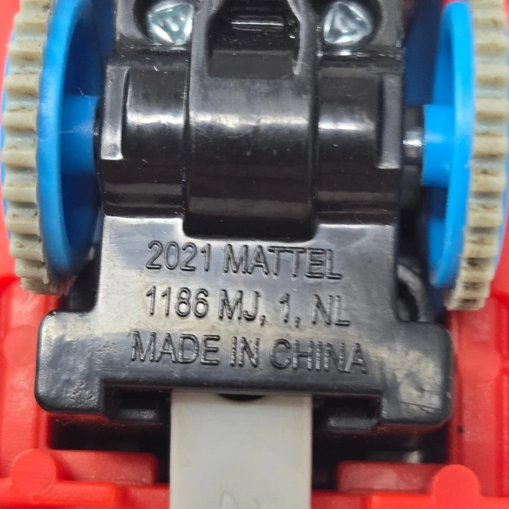Thomas & Friends Motorized Thomas Train Crystal Graphics 2021 Mattel 1186 MJ NL